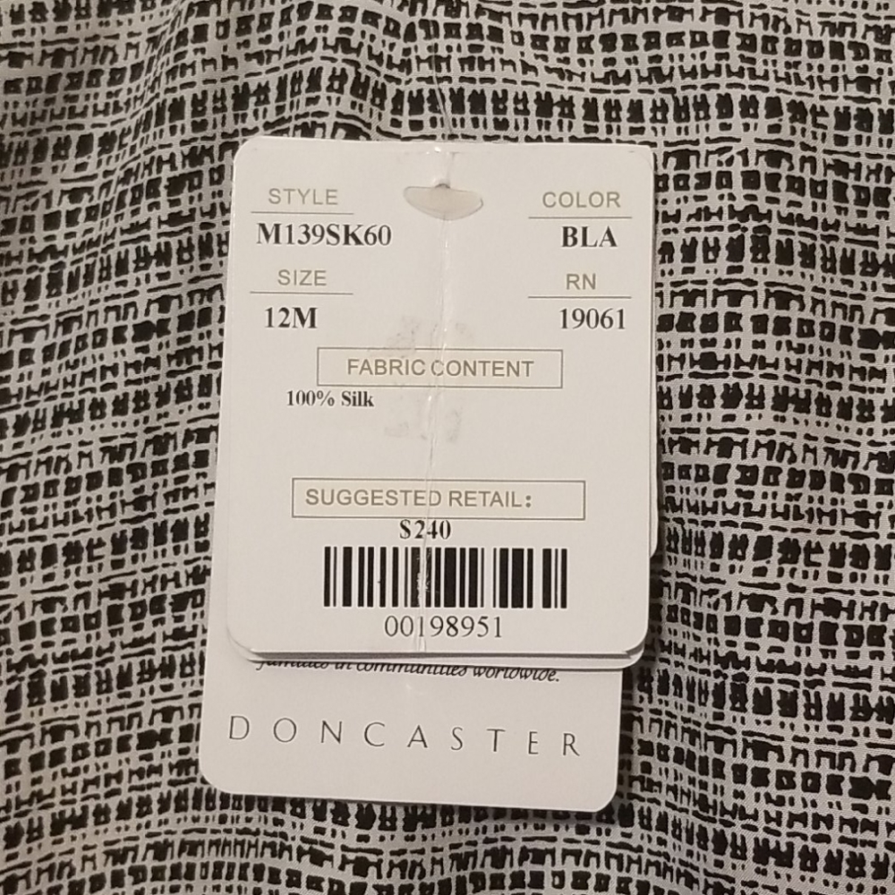 Doncaster 100% Silk Skirt - Picture 3 of 4